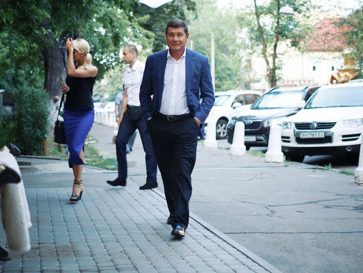 Адвокат: Онищенко находится в Германии
