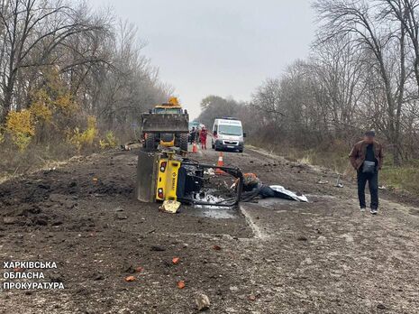 У Харківській області на міні підірвалися працівники дорожньої служби, є загиблі