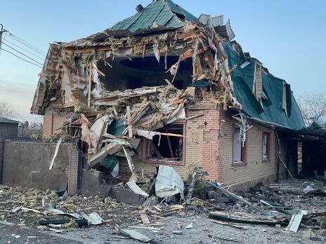 Унаслідок ракетного удару по Краматорську зафіксували серйозні руйнування будинків у приватному секторі, зазначив мер