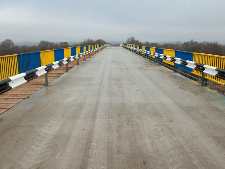 В Сумской области восстановили 400-метровый мост через Десну, взорванный из-за наступления оккупантов – ОВА