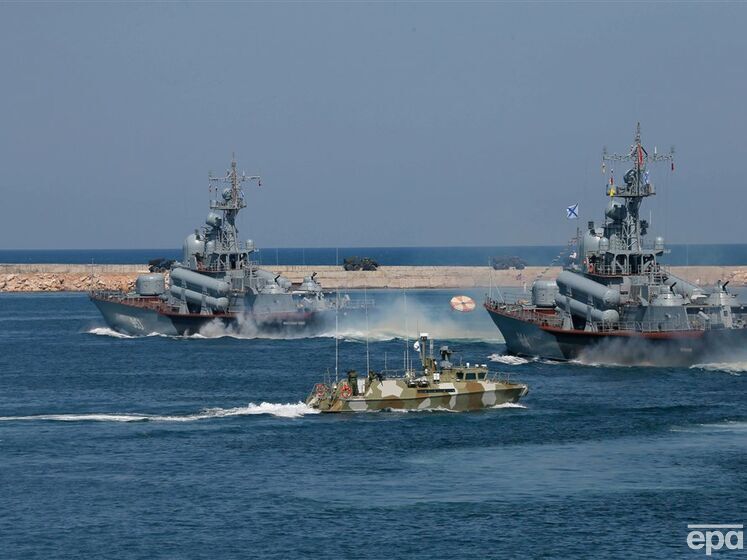 РФ вывела в Черное море 17 кораблей, они "жмутся" к берегам оккупированного Крыма &ndash; украинские военные