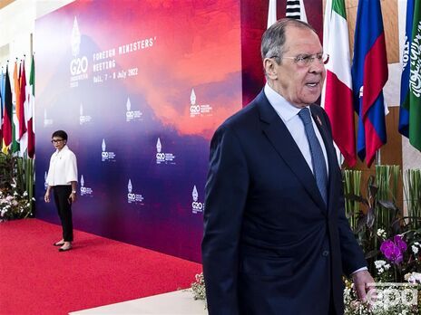 На міністерській зустрічі представники країн G20 також не фотографувалися з Лавровим, який очолить російську делегацію на саміті 15 16 листопада