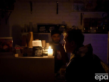 Киевские власти призвали жителей города запастись огнетушителями