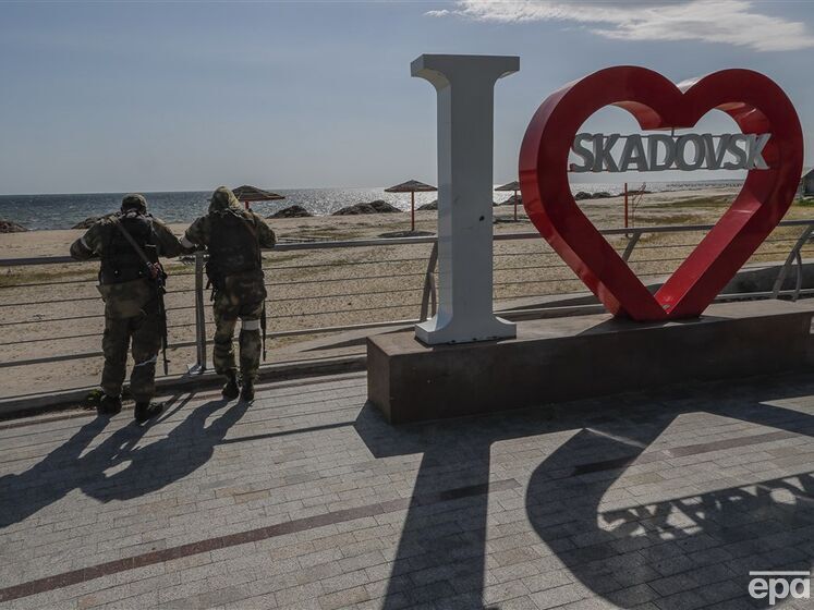 У Скадовськ прибуло багато російських військовослужбовців – мер