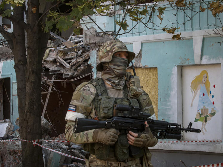 Оккупанты привозят своих мобилизованных в Мелитополь, чтобы тренировать их бить мирных жителей – Федоров