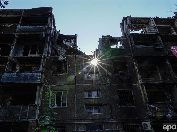 У Маріуполі від обстрілів Росії пошкоджено 2257 багатоквартирних будинків