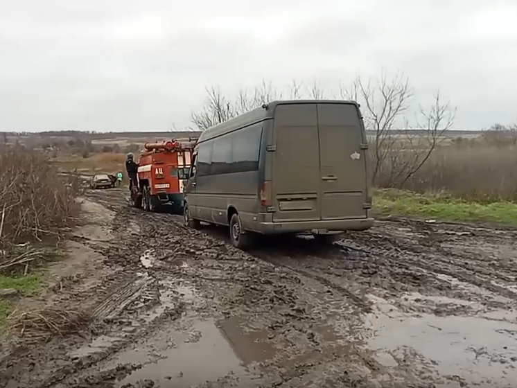 У Запорізькій області російські окупанти обстріляли колону автомобілів із мирними жителями