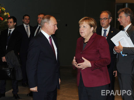 Путин выразил Меркель обеспокоенность тем, что Украина не покупает газ у РФ