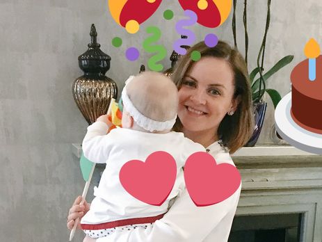 Жена Николаева сняла на видео первые шаги их маленькой дочери