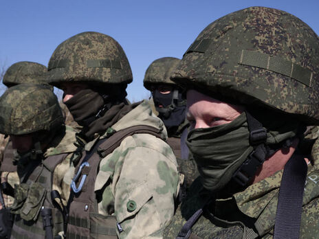 Российские военные обсуждают бегство из оккупированного Мелитополя, говорит мэр