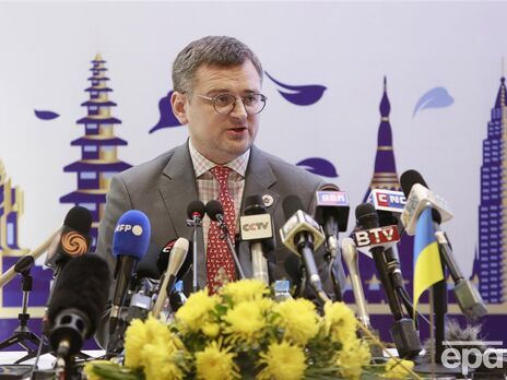 Кулеба заявил, что странам НАТО нужно срочно наращивать производство оружия, и призвал предоставить Украине системы ПВО и танки