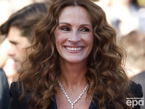 Робертс показала детское фото своих двойняшек в день их 18-летия