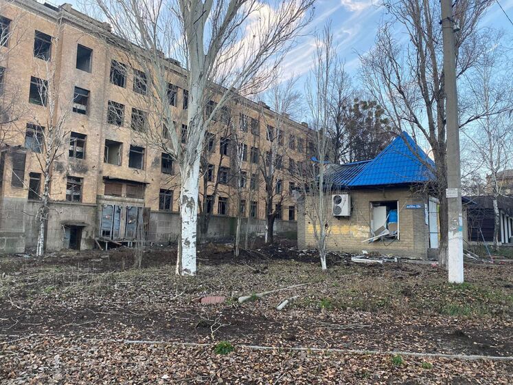 У Донецькій області окупанти обстрілювали Бахмут, Лиман, Курахове, влучили в житлові квартали, є загиблі – ОВА