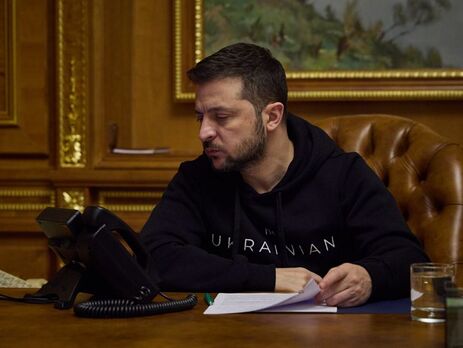 Зеленський про українських волонтерів: Увесь світ побачив, як можна за лічені години зібрати на безпілотники, 