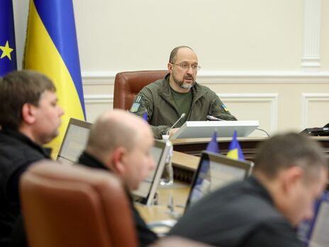 Від початку війни на фінансування армії й сектору безпеки уряд України виділив 1,13 трлн грн, зазначив Шмигаль