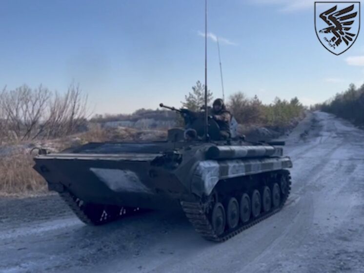 Українські десантники захопили рідкісну ворожу бойову машину піхоти "Басурманин" в ідеальному стані. Відео
