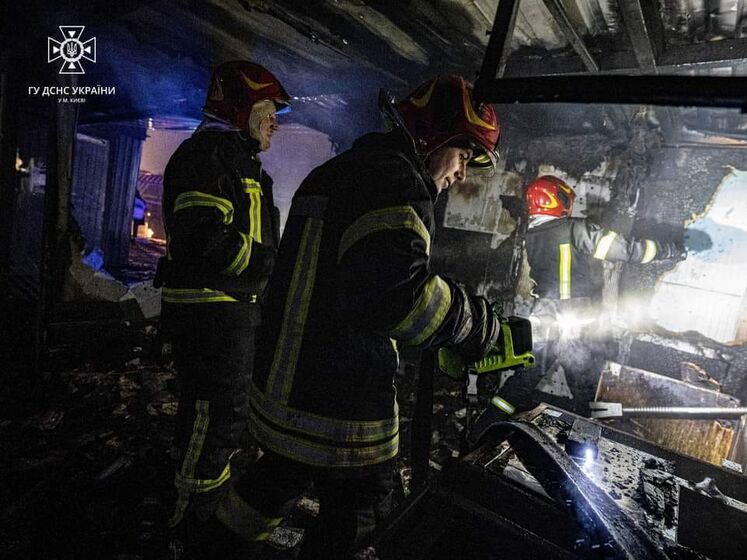 В Киеве взорвался газовый баллон в киоске, пять человек пострадали