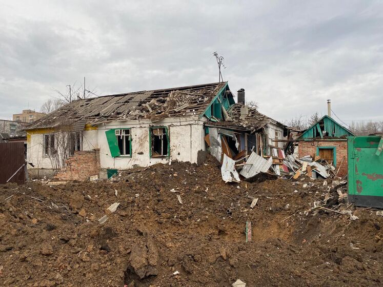 Обстріли Донецької області. Окупанти вночі пошкодили понад 10 будинків, поранено трьох мирних жителів