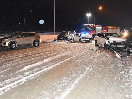 В аварії в Польщі постраждало п'ятеро українців, зокрема 15-місячна дитина