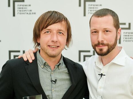Українські репортери Чернов і Малолєтка стали лауреатами Press Freedom Awards 2022 за репортаж з оточеного Маріуполя