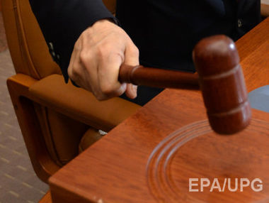 Россиянина, "изгонявшего беса" из семилетнего ребенка, будут судить за истязания