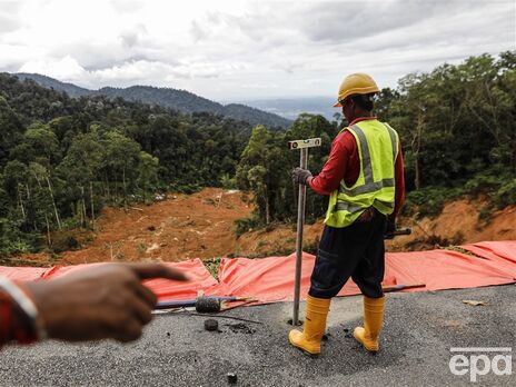 У Малайзії внаслідок зсуву ґрунту в кемпінгу загинуло щонайменше 24 особи