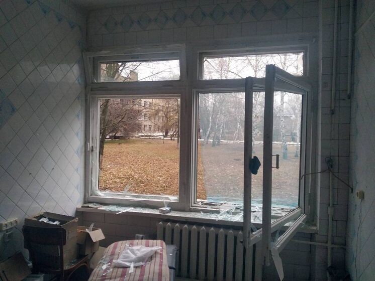 Оккупанты ударили по больнице в Харьковской области, ранен фельдшер