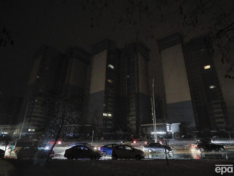 В Киеве отключают свет трем группам одновременно, возможны отключения по 10 часов – Yasno