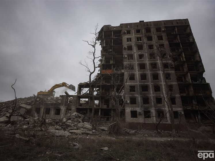 "Так выглядит Апокалипсис". Андрющенко показал видео, как оккупанты разрушают Мариуполь