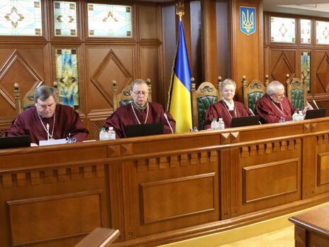 Зеленський підписав закон про добір суддів КСУ. Венеціанська комісія радила його поправити