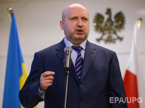 Турчинов считает, что для борьбы с контрабандой необходимо ввести полную экономическую блокаду Донбасса