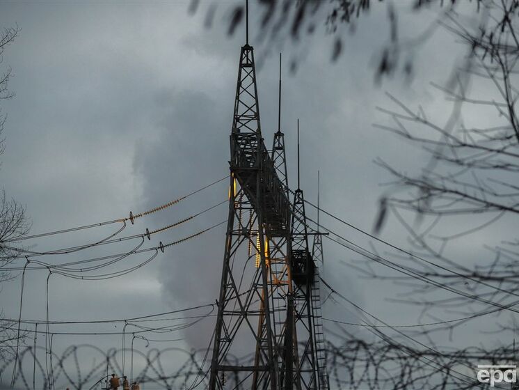 В энергосистеме сохраняется дефицит мощности, по Украине применяются аварийные отключения света – "Укрэнерго"