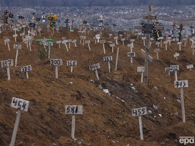 Около Мариуполя с марта появилось более 10 тысяч новых могил – расследование AP