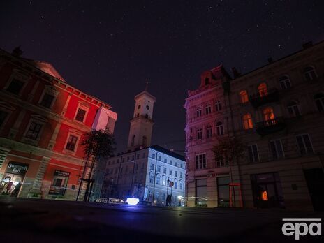 У Львові пролунали вибухи, майже все місто й частина області – без світла