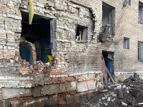 У Донецькій області ракети вдарили в центр розміщення переселенців, є поранений – ОВА