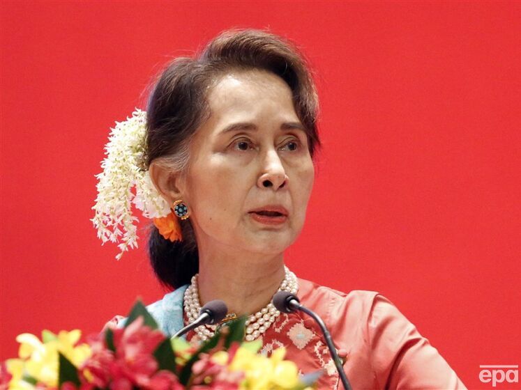 Бывшего лидера Мьянмы Аун Сан Су Чжи осудили еще на семь лет. Ее общий срок вырос до 33 лет