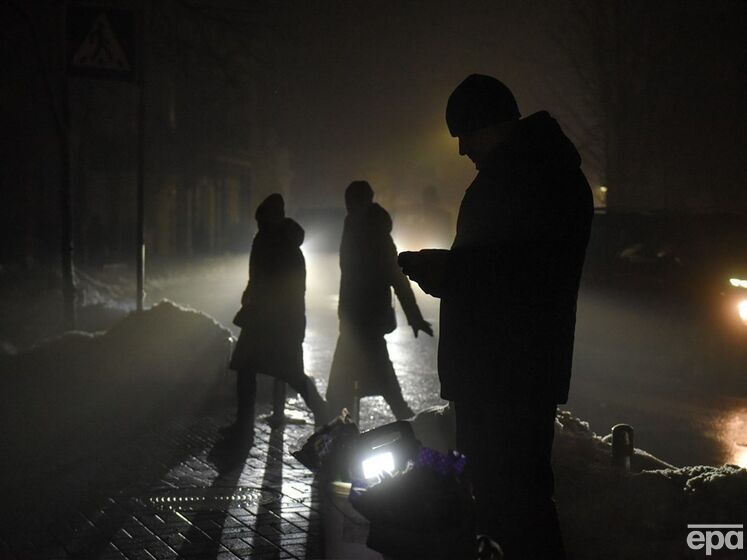 У Києві і трьох областях вводять аварійні вимкнення світла