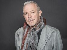 Макаревич показал, как выглядит символ 2023 года Черный Водяной Кролик