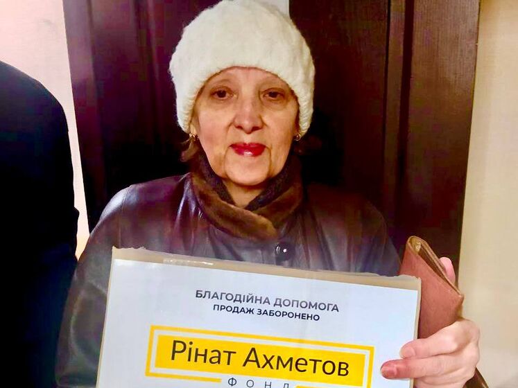 Чергова партія гігієнічних наборів від Фонду Ріната Ахметова прибула для переселенців у Київ