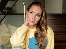 Осадчая обратилась к поклонникам "ватной лирики" Меладзе, который "мечтает о согласии между близкими народами"