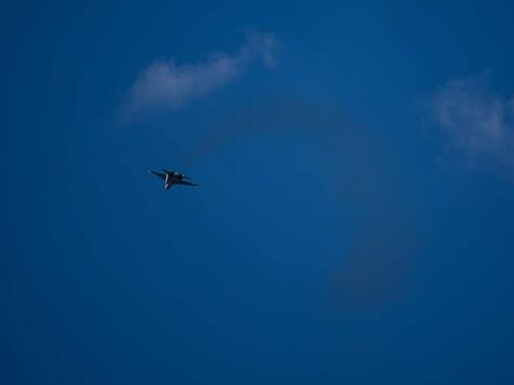 Сбитый российский самолет упал на село в Донецкой области. Видео