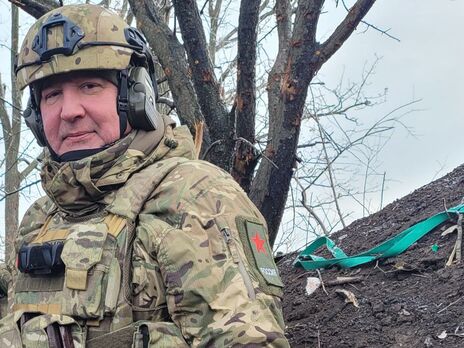 Фейгин: Даже Рогозину порезали очко на дне рождения в Донецке, а не в окопе или под Бахмутом. Ряженка ты!