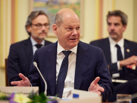 Німеччина надала Україні допомоги більш ніж на €12 млрд і продовжить цей курс у 2023 році – Шольц про підсумки розмови із Зеленським