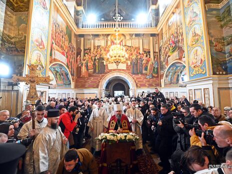В Успенском соборе Киево-Печерской лавры ПЦУ впервые провела рождественское богослужение. Фоторепортаж