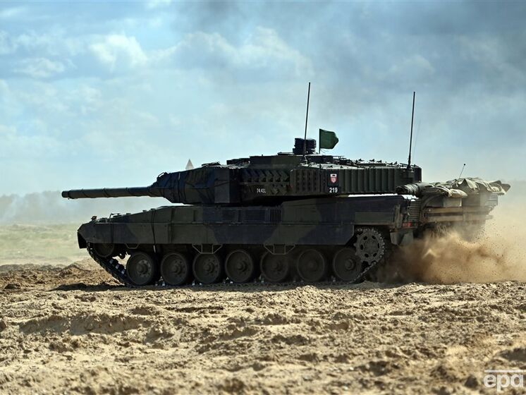 Німеччина дасть Україні важкі танки, якщо одночасно це зроблять "друзі й союзники" – Шольц