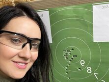 Витвицкая постреляла в тире. Видео