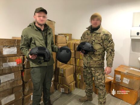 ГБР передало Нацгвардии конфискованные бронепластины и шлемы на 8 млн грн