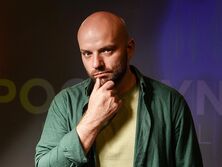 38-летний Демин рассказал, почему в 24 года отказался от предложения известного артиста приехать к нему в гости "для однополых отношений"