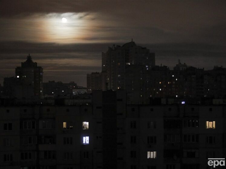 В девяти областях Украины применялись аварийные отключения света – 