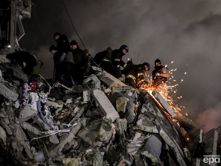 Унаслідок ракетного обстрілу будинку у Дніпрі загинуло 18 людей, доля ще понад 40 осіб невідома – голова ОВА